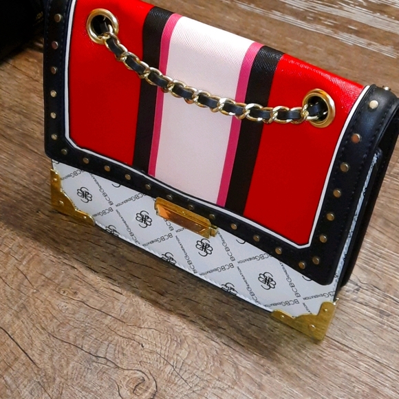 Cross body BCBG purse - Picture 2 of 4